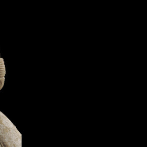 Two Gentlewomen, Tang Dynasty, 2nd third / mid-8th century China Cold-painted earth enware 64,5 x 25 x 19 cm