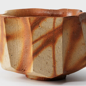 Koichiro Isezaki, Hidasuki tea bowl 火襷茶盌, 2025. Courtesy of Ippodo Gallery