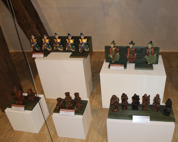 The Musicians of the world. Courtesy of National Maritime Museum 