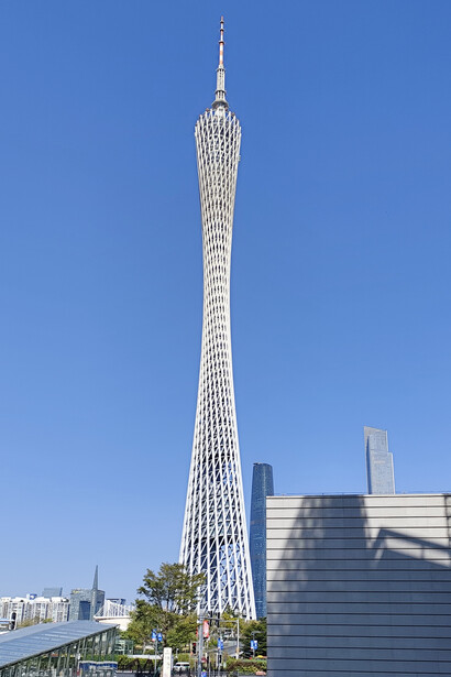 In Haizhu District, the Canton Tower is a major landmark and must-see spot. It is China's tallest tower and a top global freestanding structure