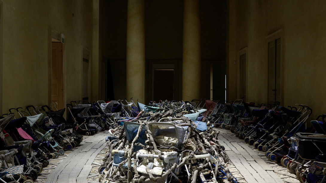 Nari Ward, Amazing Grace, 1993, installation view