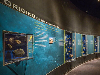 Arthur Ross Hall of Meteorites, Exhibition view. Courtesy of American Museum of Natural History