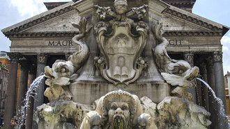 Fontana di piazza della Rotonda o del Pantheon, particolare, Roma, Italia