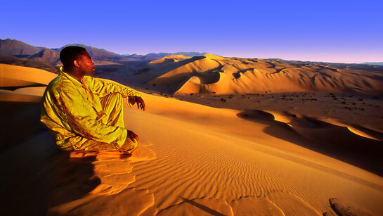 Niger – Alba dall’alto di una duna nel deserto del Temet. Ph Sergio Pessolano