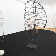 Sonia Leimer, Dust buddies, ausstellungsansicht. Mit freundlicher genehmigung der Galerie nächst St. Stephan