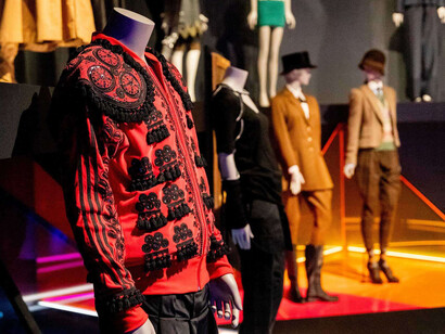 Gender Bending Fashion. Courtesy of MFA
