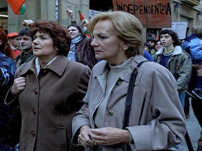 Fotograma de la serie de televisión «Patria»