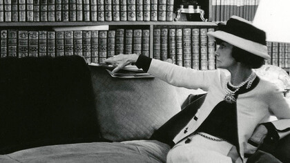 Coco Chanel nella sua casa