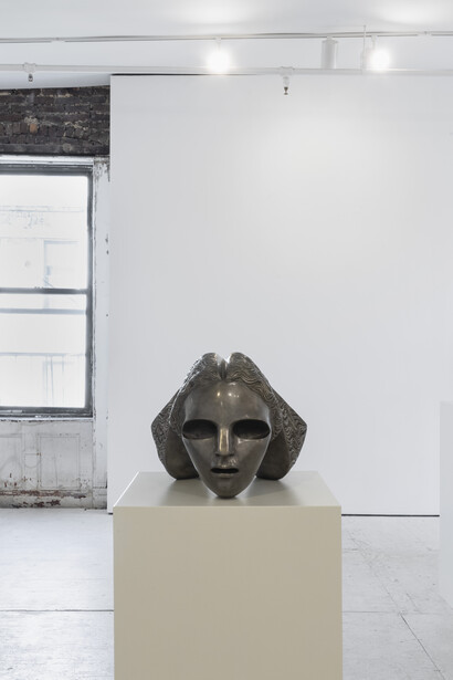 Sarah Peters, Devotions, Installation view, 2023. Courtesy of Nathalie Karg Gallery. Photo: Adam Reich