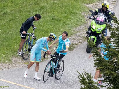 Cambio di bicicletta per Nibali
