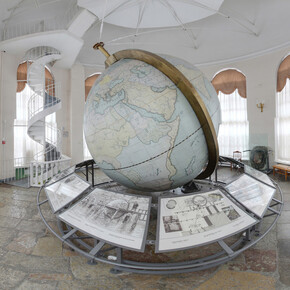 Gottorp (greater academic) globe, exhibition view. Courtesy of Kunstkamera