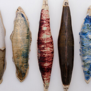 David Zink Yi 
All My Colours
2019
Glazed stoneware
32 x 37 x 5.2 cm / 12 5/8 x 14 5/8 x 2 in

