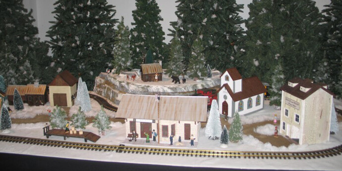 Cars & Christmas . Courtesy of AACA Museum