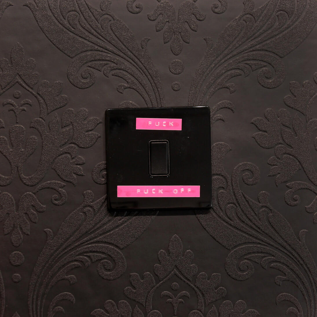 Girls Girls Girls. Courtesy of Jealous Gallery