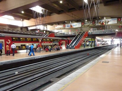 Estación de Atocha, Madrid. Andenes de la estación de cercanías