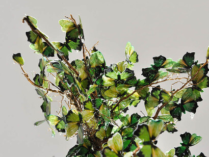 Annalù Boeretto, N.E.S.T. (Never Ending Summer Tree), vetroresina, carta, radici, inchiostri, cm 40 x 40 x 83, 2017