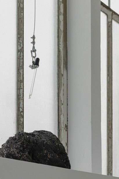 Batten and Kamp, From a distance, exhibition view. Courtesy of Carpenters Workshop Gallery