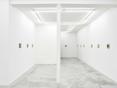 The Warp and Woof of Painting, Exhibition view. Courtesy of Praz Delavallade