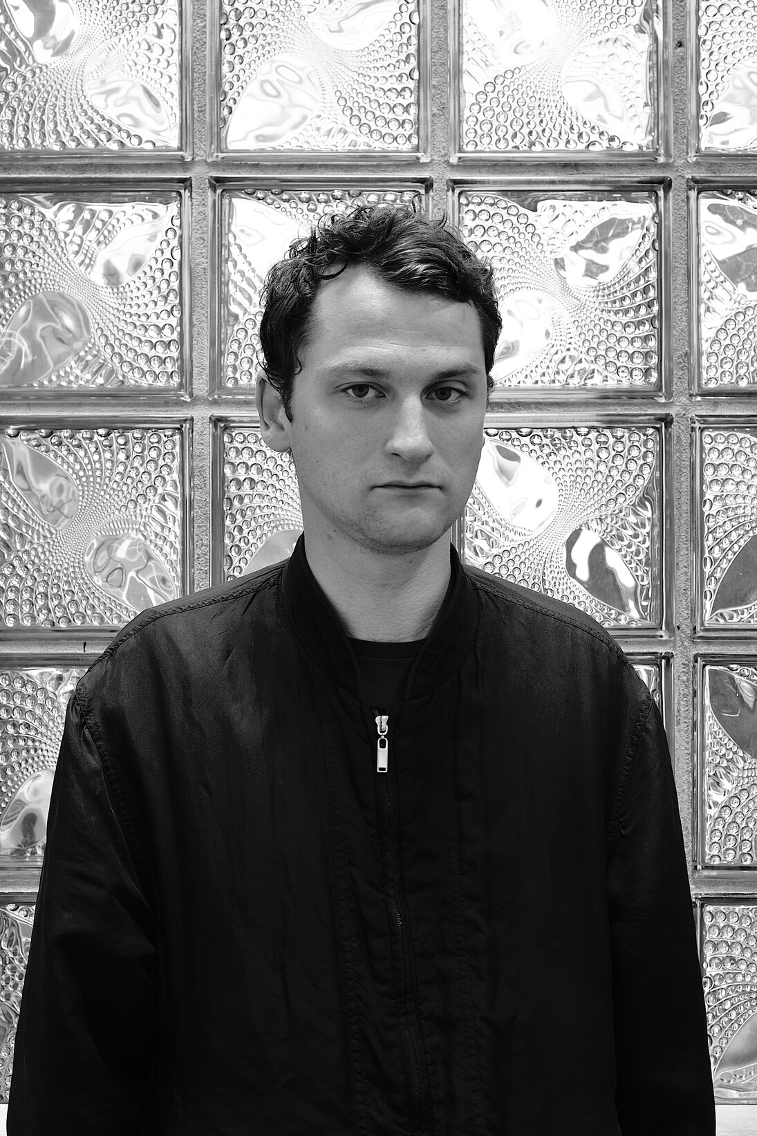 Portrait Liudvikas Buklys, Photo : Rebecca Fanuele, Courtesy galerie Cortex Athletico, Bordeaux-Paris