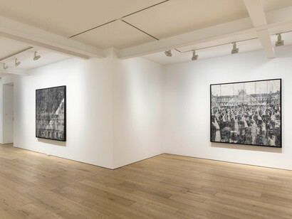 Unveiling. Courtesy of Galerie Perrotin