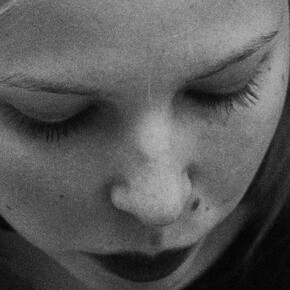 Jonathan Martin
Runes Frise, 2017
Film 16 mm, transfert digital
Produit avec le soutien du Frac Île-de-France
Courtesy de l’artiste