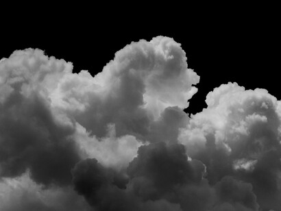 A Fé para mim dona Alma, é como instinto de sobrevivência, sabe como é? Está em mim como princípio norteador, e justamente nesses momentos difíceis pontuados pela Senhora, foi ela a força de sustentação, tanto quanto impulso creador, para modificar o rumo dos acontecimentos, dissipando as nuvens densas das dúvidas com chuvas de bênçãos! E então há uma trégua nas dificuldades, nesse momento, aproveito e a fortaleço ainda mais, com orações de gratidão do coração. Nessa hora estará acesa, definida e luminosa, a chama de conexão com a Cura do meu ser