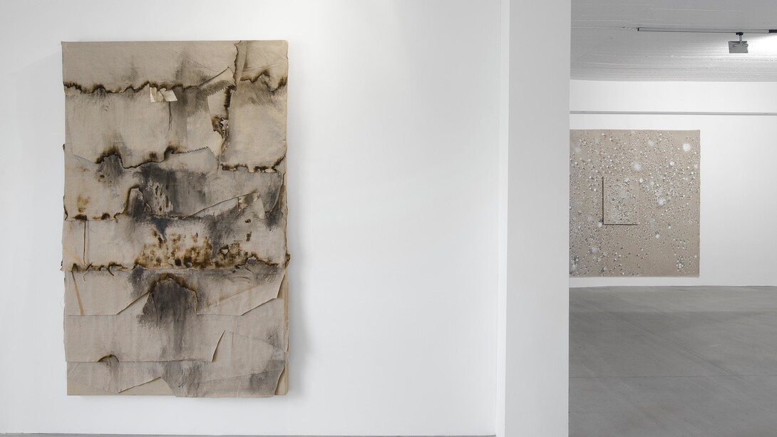 Jiri David, Redundant Earth from the Grave, Exhibition view 