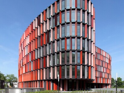 Sauerbruch Hutton Architects. Edifício oval em Colónia