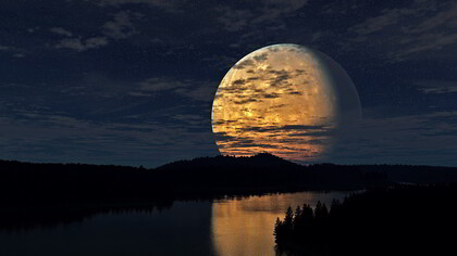 Notte di luna piena