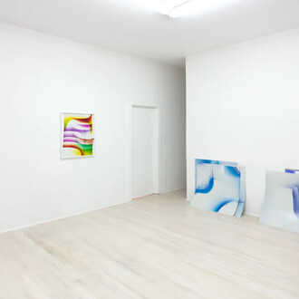 Mariah Robertson, Many mini moons, exhibition view. Courtesy of Halsey McKay Gallery 