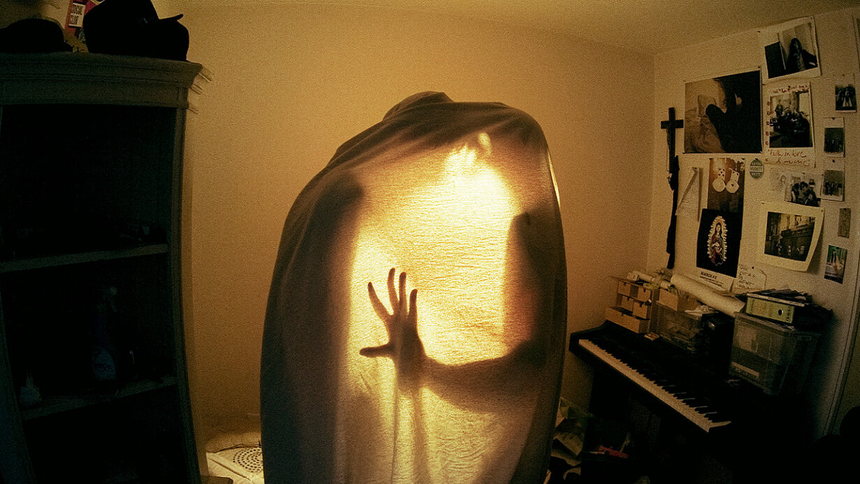 Dentro, ph Theo Gosselin