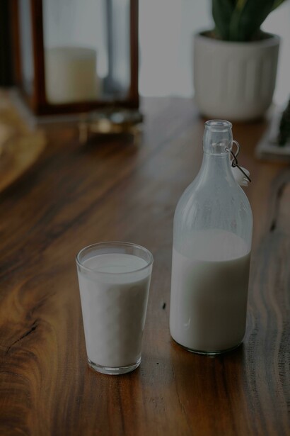 No leite bovino, as proteínas compõem cerca de 3,5% do total, sendo 80% caseínas