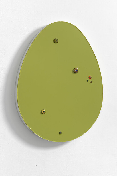 Thomas Grünfeld, Untitled (Egg / Green-Yellow), 2014, Vetro e resina epossidica su legno / Glass and epoxy resin on wood, 72 x 56 x 7 cm / 28 1/2 x 22 x 2 3/4 inches, Photo by Alessandro Zambianchi, Courtesy Massimo De Carlo, Milano/London