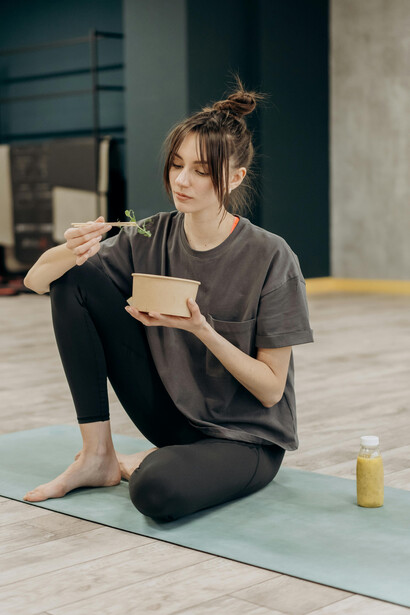 A evolução do consumo de carne: da raridade reservada a nobres à produção em larga escala, como a indústria transformou nossos hábitos