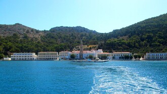 Il monastero di Panormitis sull’isola di Simi, Grecia