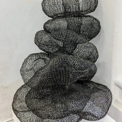 Elizabeth Maw, Negative Space #1. Steel, 2025