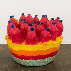 Mohamed Ahmed Ibrahim
Fruit basket
2010
Plastic bottles, papier-mâché
18 x 23.5 x 23 in.
