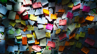 Los pronombres relativos presentan un valor anafórico: se refieren a una expresión previa, su antecedente