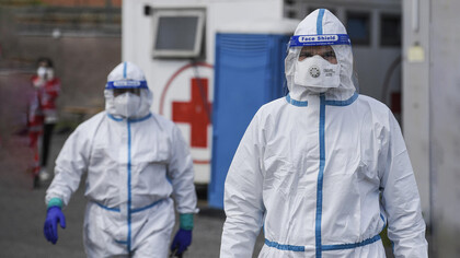 È un anno che siamo sotto scacco per questo Coronavirus 19