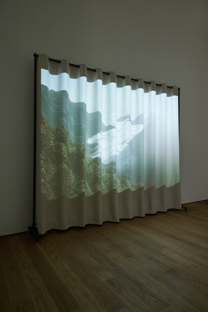 Tiffany Sia, Phantasmatic screens, vue de l'exposition. Avec l'aimable autorisation du Mudam
