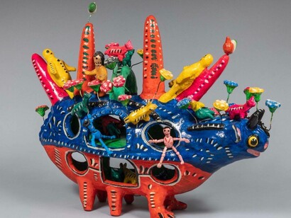 Serapio Medrano Hernández, El Arca (The Ark), 2020, polychrome ceramic and wire / cerámica policromada y alambre, NMMA Permanent Collection, 2021.476, Purchase made possible by Dolores Mercado in memory of Dr. Francisco Javier Mercado Martínez, photo: Michael Tropea


