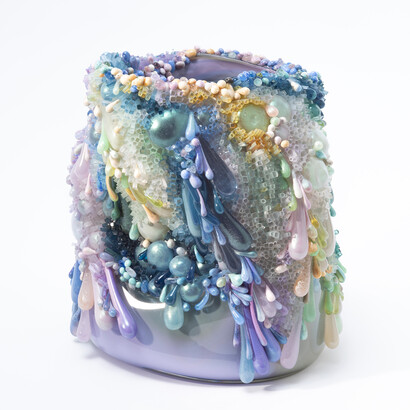 Laura Kramer, Marie, 2023, glass, 11 x 12 x 11 in. Courtesy of Heller Gallery