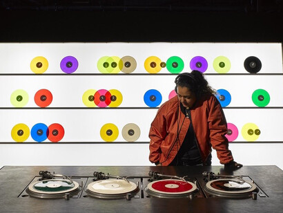 The vinyl factory: reverb, exhibition view. Courtesy of ACMI