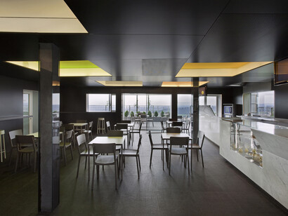 Bar del Restaurante La Cabana en Berga. Autor: Agustí Costa. Foto: David Cardelús 