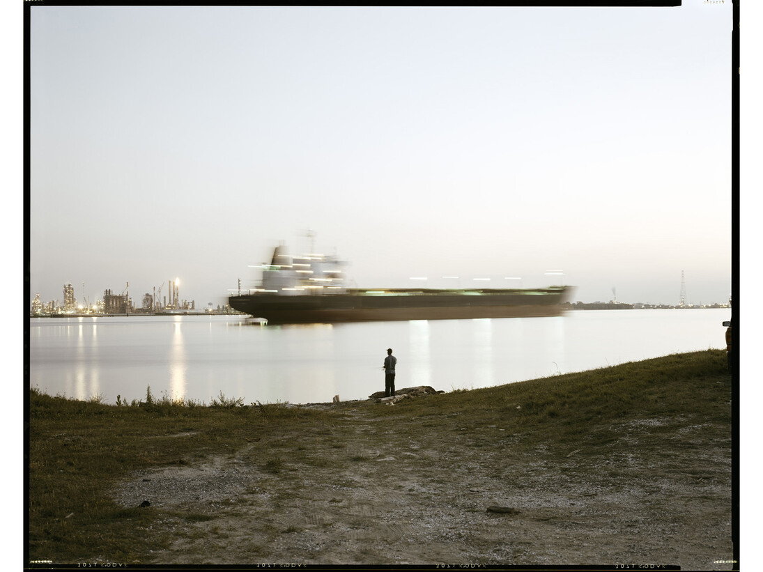 Richard Misrach, Night Fishing, Near Bonnet Carré Spillway, Louisiana, 1998 © Richard Misrach, courtesy Fraenkel Gallery, San Francisco