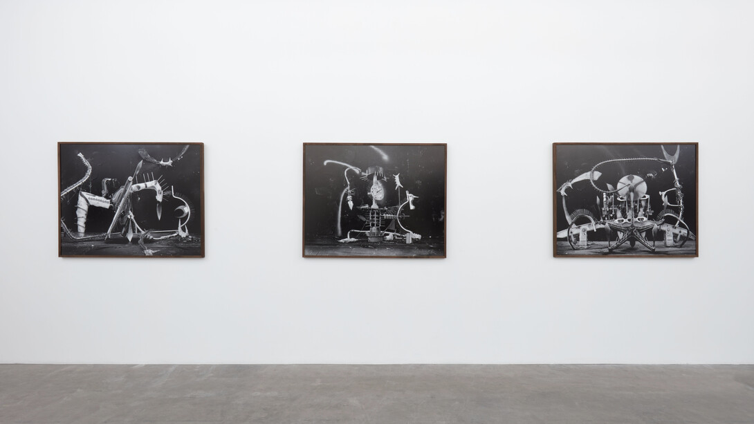 Rodrigo Valenzuela, New Works for a
Post-Worker’s World, installation view. Courtesy of Luis De Jesus Los Angeles