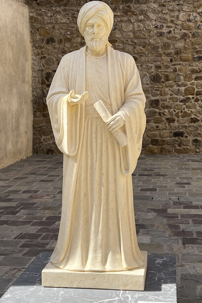 Ibn Battuta’s travelogue captures the essence of diverse civilizations, from the streets of Delhi to the bustling markets of Hangzhou