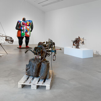 Niki de Saint Phalle and Jean Tinguely, Myths and machines, exhibition view. Courtesy of Hauser & Wirth