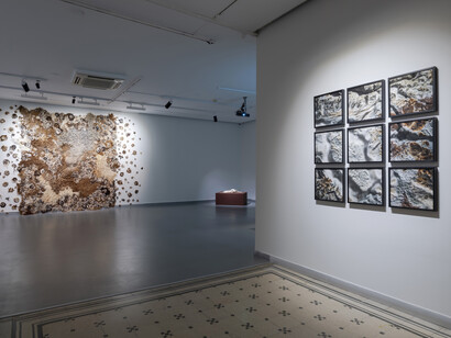 Various artists, Sites of relation, exhibition view. Courtesy of Zilberman Gallery