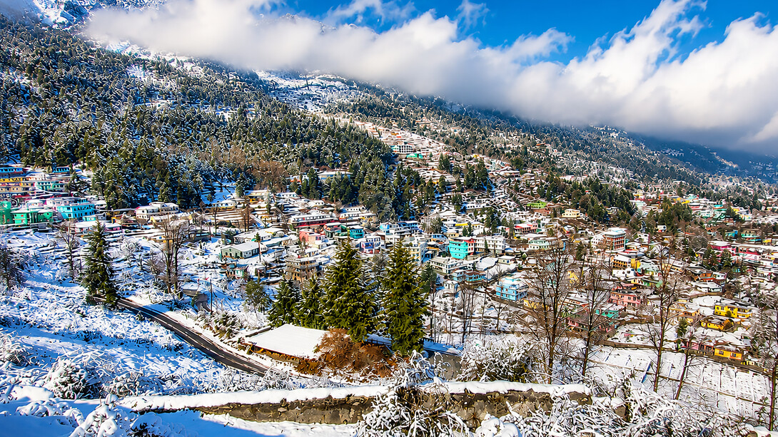 Lamgara is a serene, picturesque hill block located in the Almora district of Uttarakhand. Situated 17 km east of Almora at an elevation of roughly 1,800 to 1,900 meters, it offers a peaceful retreat into authentic Kumaoni village life, surrounded by pine forests, terraced fields, and stunning Himalayan views